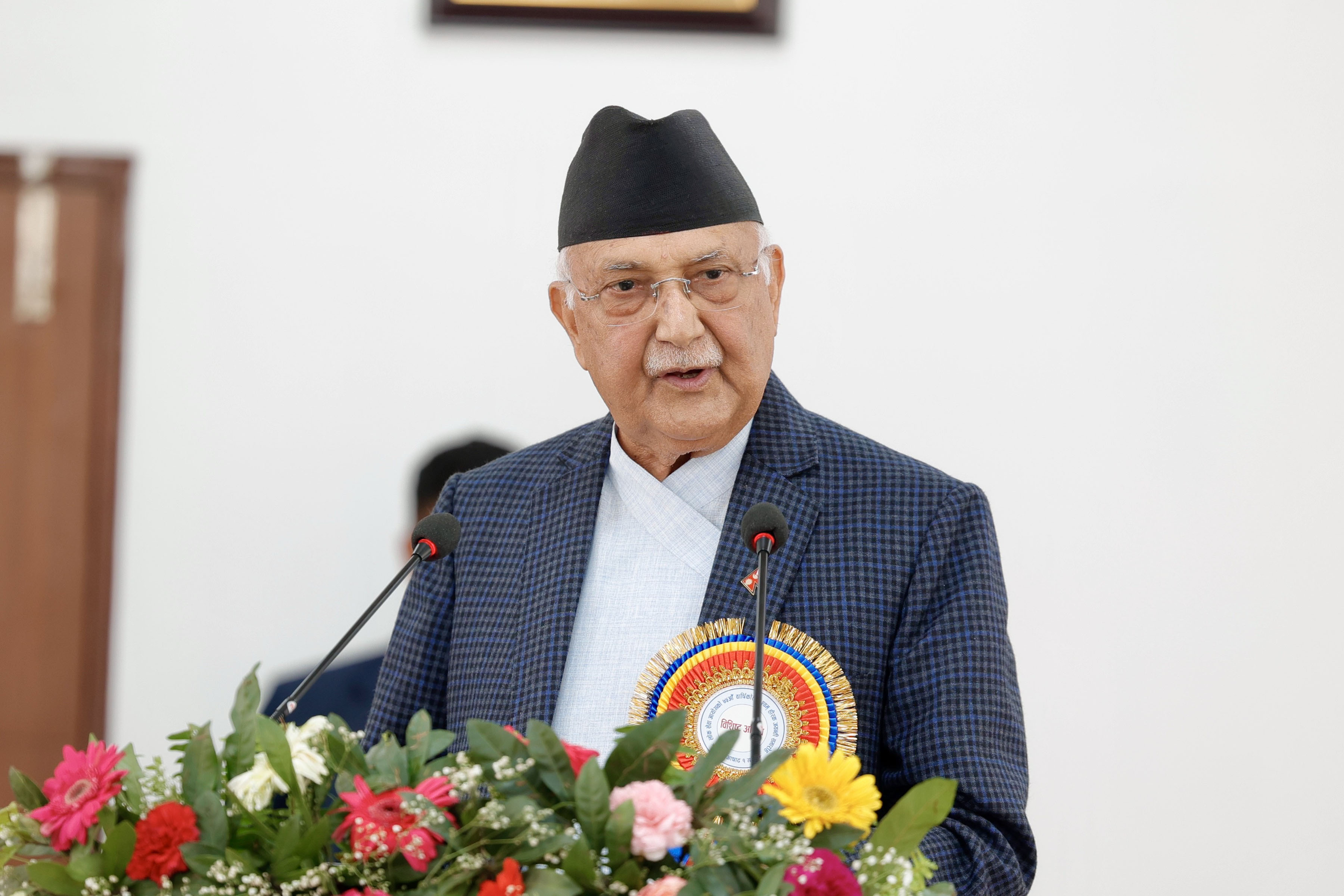 लोक सेवा आयोगको निष्पक्षताप्रति प्रधानमन्त्री ओलीको प्रशंसा